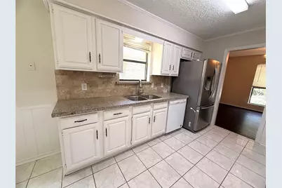 1603 E Peters Colony Road, Carrollton, TX 75007 - Photo 4