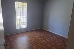 7527 Olusta Dr, Dallas, TX 75217 - Photo 8