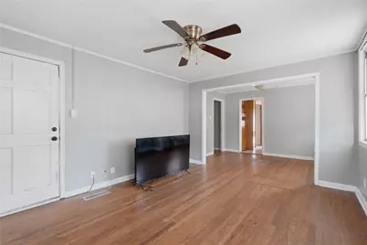 2204 Tierney Road, Fort Worth, TX 76112 - Photo 10