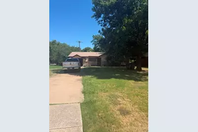 2701 Plaza Street, Arlington, TX 76010 - Photo 1