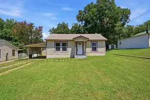 1107 W Hanna St, Denison, TX 75020 - Photo 1
