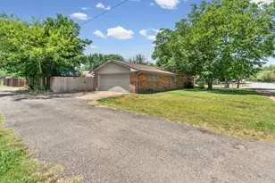 2903 Melmar Park St, Commerce, TX 75428 - Photo 30