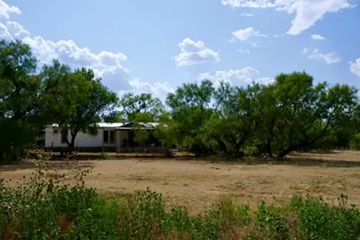 345 Butler Loop, Graham, TX 76450 - Photo 14