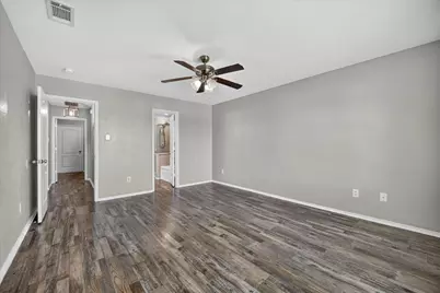 925 Bee Creek Lane, Fort Worth, TX 76120 - Photo 30