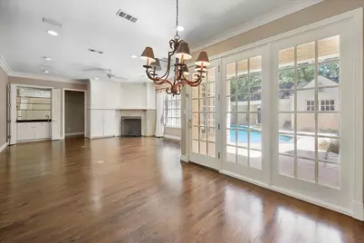 2410 Green Park Drive, Arlington, TX 76017 - Photo 4