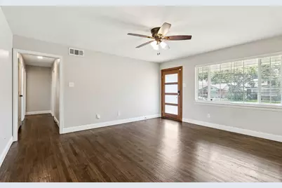 519 Royal Crest Drive, Richardson, TX 75081 - Photo 6
