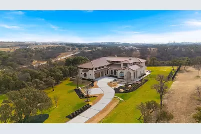 10717 Arrowhead Point Drive, Fort Worth, TX 76179 - Photo 36