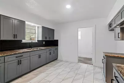 459 Bolero Avenue, Dallas, TX 75217 - Photo 6