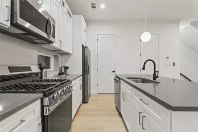 2031 N Prairie Avenue #204, Dallas, TX 75204 - Photo 10