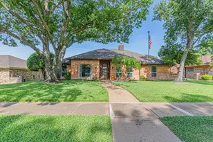 4005 Hatherly Dr, Plano, TX 75023 - Photo 1
