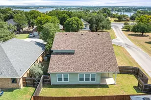 3805 Sage Ct, Granbury, TX 76048 - Photo 26