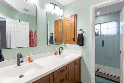 6303 Bramble Creek Court, Arlington, TX 76001 - Photo 22