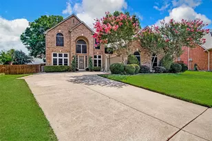 6303 Bramble Creek Ct, Arlington, TX 76001 - Photo 1