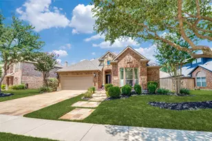 2134 Sandy Creek, Frisco, TX 75033 - Photo 2