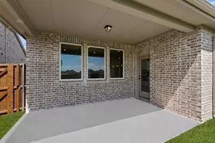 2204 Franklin St, Princeton, TX 75407 - Photo 2