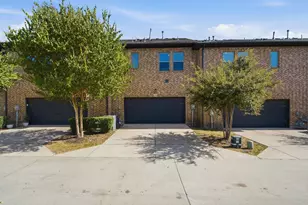 2221 Lasso Ln, Carrollton, TX 75010 - Photo 30