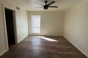 7522 Holly Hill Dr, Dallas, TX 75231 - Photo 6