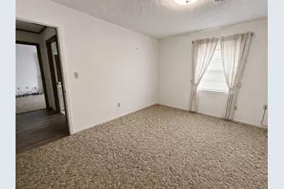 1810 Peach, Goldthwaite, TX 76844 - Photo 12
