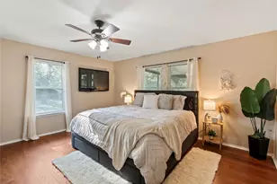 335 Running Brook Rd, Mabank, TX 75156 - Photo 12