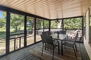 335 Running Brook Rd, Mabank, TX 75156 - Photo 6