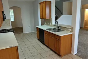 1133 Mockingbird Dr, Aubrey, TX 76227 - Photo 8