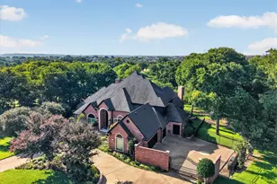 3742 Green Hollow Dr, Grand Prairie, TX 75052 - Photo 36