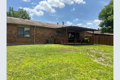 6925 Glenhurst Drive, North Richland Hills, TX 76182 - Photo 24