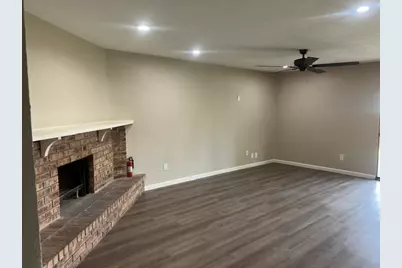 6925 Glenhurst Drive, North Richland Hills, TX 76182 - Photo 4