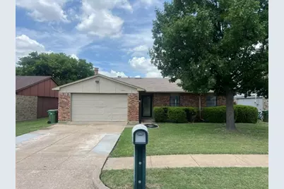 6925 Glenhurst Drive, North Richland Hills, TX 76182 - Photo 2