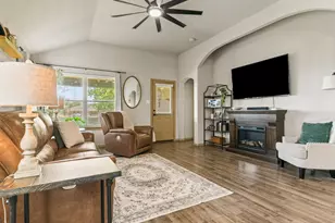9805 Osprey Dr, Fort Worth, TX 76108 - Photo 6