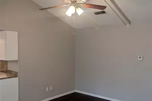 633 Christie Ct, Everman, TX 76140 - Photo 4