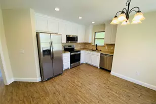 312 W Heron St, Denison, TX 75020 - Photo 2