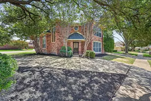 1524 High Crest Ct, Irving, TX 75061 - Photo 2