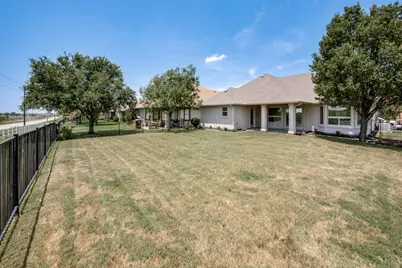 11217 Southerland Drive, Denton, TX 76207 - Photo 20