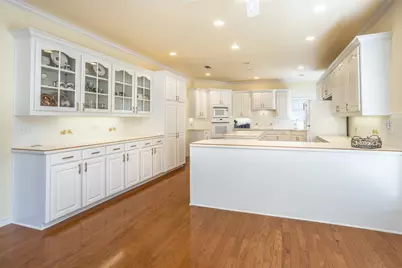 913 Mesquite Street, Gainesville, TX 76240 - Photo 10