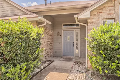 4631 Essex Drive, Grand Prairie, TX 75052 - Photo 2