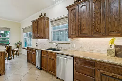 1290 Fox Lane, Burleson, TX 76028 - Photo 10
