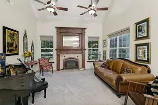 1290 Fox Ln, Burleson, TX 76028 - Photo 4