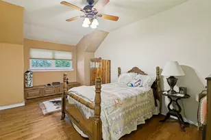 1290 Fox Ln, Burleson, TX 76028 - Photo 22