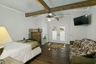 1290 Fox Ln, Burleson, TX 76028 - Photo 18