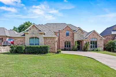 804 Bentwater Parkway, Grand Prairie, TX 75104 - Photo 24