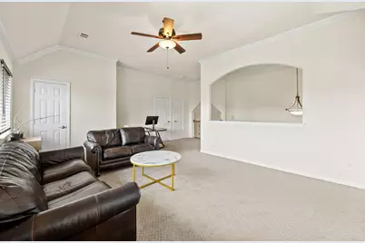 804 Bentwater Parkway, Grand Prairie, TX 75104 - Photo 16