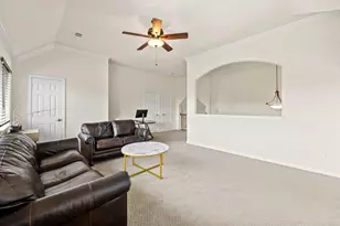 804 Bentwater Pkwy, Grand Prairie, TX 75104 - Photo 16