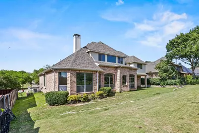 804 Bentwater Parkway, Grand Prairie, TX 75104 - Photo 20