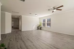 513 Laurel Ln, Fate, TX 75087 - Photo 4