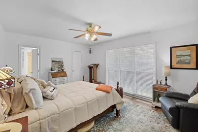 300 E Main Street, Whitesboro, TX 76273 - Photo 18