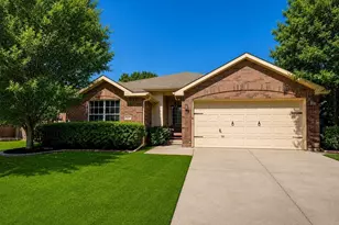 4621 Barnhill Ln, Fort Worth, TX 76135 - Photo 1