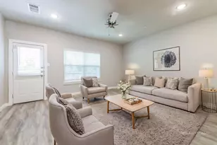 307 Aveen Path, Lewisville, TX 75057 - Photo 4