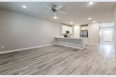 307 Aveen Path, Lewisville, TX 75057 - Photo 6