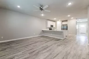 307 Aveen Path, Lewisville, TX 75057 - Photo 6